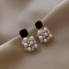 Aretes Ovalados de Perla Francesa de Zirconia con Aguja de Plata Electrochapada en Oro Real Moda Retro Elegante Elegante Elegante Aretes de Lujo Ligero