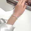 Pulsera Ojo de Gato para Mujer con Cascabel Buena Suerte Cristal de Fresa Individual Elegante Dulce Sencillo Regalo de Cumpleaños Cuerda para la Mano para Mejores Amigas