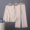 Elegante conjunto de moda socialite para mulheres, novo estilo outono e inverno, solto, simples, casual, colete de tricô, calça wide leg, conjunto de três peças moderno