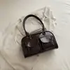 Bolso de mano estilo Hong Kong para el día a día con un toque vintage de alta gama, bolso de axila para mujer, nuevo modelo 2026, bolso mensajero Boston de gran capacidad