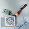 Ébano Doble Cara Pintado Paz y Alegría Tendencia Nacional Señal de Paz Colgante Pareja Juguete Cultural Adorno Colgante Talla en Madera Colgante Pequeño
