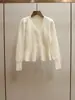 Suéter de Tricô de Alta Qualidade para Mulheres Shenzhen Nanyou, Coleção Primavera Nova, Estilo Francês Suave, Inspirado em Chanel, com Contas, Penas e Babados