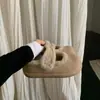 Zapatos Birkenstock de Nicho Retro con Suela Gruesa y Forro de Lana para Mujer, Nuevos Zapatos Cálidos de Algodón Invierno 2026, Zapatos Peludos Espesos Casuales