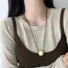 Colar pingente anel gota d'água oco longo para mulheres, corrente de suéter de luxo leve de nicho de alta qualidade com acessório de cordão preto ajustável