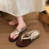 Sandalias de vacaciones exóticas, misteriosas y románticas - calzado llamativo para mujer en 2024 - un artículo popular, de alta gama, moderno y de moda