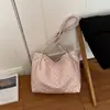 Bolso Grande de Capacidad para Viajeros de Nicho para Mujer 2026 Nueva Moda Bolso de Hombro de Lunares Bolso de Mano Sencillo