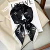 Bufanda de seda cuadrada de seda, bufanda fina de alta calidad para mujer, elegante bufanda con estampado, protección para el cuello, bufanda decorativa, venta al por mayor