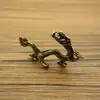 Dragão do Zodíaco de Cobre Latão Dragão Voador Pequenos Enfeites de Mesa Dragão Longo Suporte para Pincéis EDC Chaveiro de Carro DIY Pingente