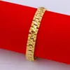 Pulseira de Fivela Dourada Areia Vietnamita de Uma Cor por Dentro e por Fora para Homens e Mulheres Fivela de Relógio Que Não Desbota Corrente Tipo Tanque em Formato de Coração Latão Banhado a Ouro Real