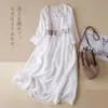 Vestido Bordado Estilo Étnico Primavera 2026 com Temperamento Artístico, Gola Redonda, Mangas Três Quartos, Saia de Comprimento Médio