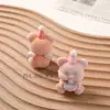 Série de aniversário fofa e macia de desenho animado, urso coelho tridimensional, resina DIY, chaveiro feito à mão, pequenos enfeites, acessórios