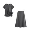 Fabricante Mayorista de Ropa para Mujer Transfronteriza 2025 Top con Cuello Redondo de Manga Corta Adornado Falda Midi Conjunto Suave