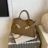 Bolso de mano nuevo de gamuza 2025 para mujer, lindo y moderno, bolso de hombro de moda de gran capacidad, bolso de mano texturizado para motocicleta