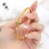 Esperando con ansias el nuevo Brazalete Guía de Serpiente Incrustado de Diamantes de Lujo Accesible, Estilo Arena Dorada DIY Simple, Moderno y Versátil con Alta Retención de Color