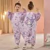 Pijama de una pieza para niños, Otoño e Invierno, Franela Engrosada Anti-Patada Cálido Coral Fleece, para Niños Medianos y Grandes, Ropa de Casa para Niñas