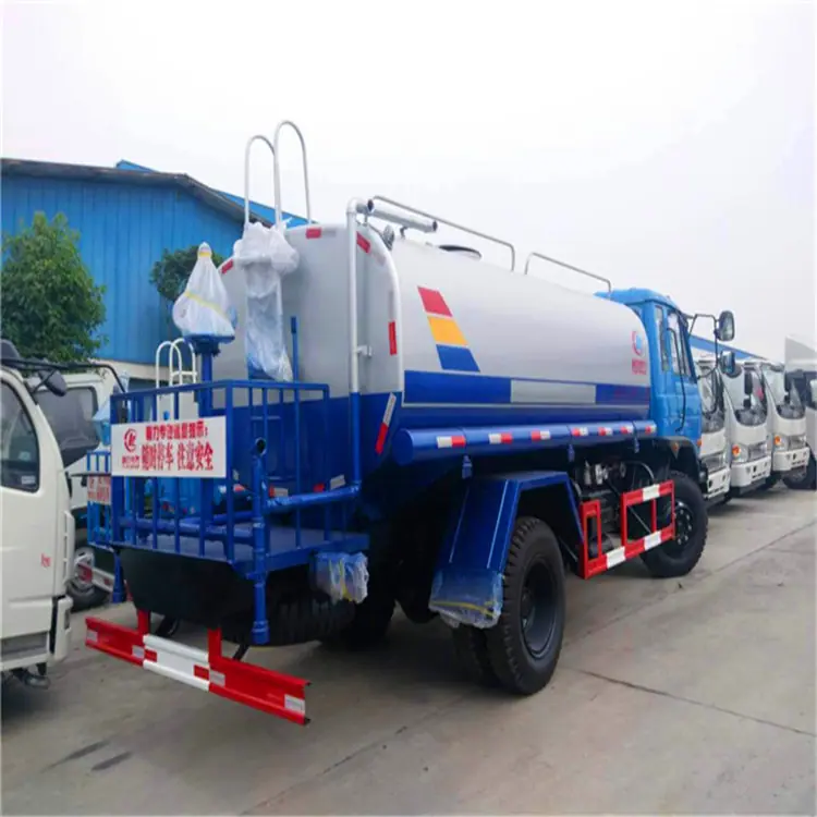 东风145老款12立方洒水车 (9)