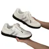 Zapatillas de Entrenamiento Alemanas de Lunares para Niñas Modelo Nuevo 2026 para Niñas Mayores, Zapatillas Blancas Versátiles Transpirables para Estudiantes, Zapatos Blancos de Moda