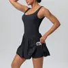 Liquidação: Saia-Short de Tênis Duas Peças Quase Invisível com Forro Antiexposição, Saia Plissada com Bolso para Academia, Vestido Esportivo Costas Nuas para Mulheres