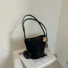 Ruien 2026 Otoño Nuevo Bolso Cubo Casual Simple, Bolso de Hombro Único y de Moda para el Trabajo