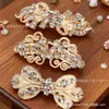 Clips Retro Europeos y Americanos para Suéter para Mujer, Hebillas de Bufanda de Seda Incrustadas de Diamantes, Clips para Bufanda Fijos Anti-Exposición, Clips para Chal, Accesorios de Aleación