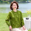 Nueva moda de otoño para madres, cárdigan top con cuello de volantes, camisa delgada jacquard casual de manga larga para mujeres de mediana edad y mayores