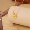 Collar Flor de Durazno 2025 Nueva Moda Diseño Hueco Temperamento de Nicho Más Fácil de Combinar Cadena para Clavícula como Regalo para Mejor Amiga
