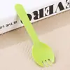 Tenedores y cucharas desechables engrosados, cucharas para fruta, cucharas de postre, vajilla para mesa de pastel de cumpleaños, tenedores y cucharas, cucharas integradas, empaquetados individualmente