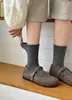 Calcetines Gruesos Cálidos de Lana de Oveja Bordados Suaves Cálidos de Lunares a Media Pantorrilla Estilo Coreano Calcetines de Lunares Calcetines Holgados para Mujer