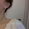 Pendientes de aguja de plata 925 para mujer, pendientes de perlas de verano, elegantes pendientes de estilo frío con diseño de nicho de alta calidad, pendientes de moda.