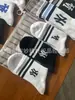 Calcetines Four Seasons MLB para Hombres y Mujeres Largos y Medianos Delgados Calcetines LA Calcetines Deportivos Transpirables Absorbentes de Sudor Calcetines con Letra NY Algodón