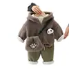 Conjunto de chaqueta con capucha de felpa de oso cálida y gruesa para niños con cremallera de huella de pata bordada linda y pantalón jogger forrado de felpa