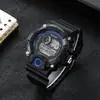 Reloj electrónico multifunción de luz fría con pantalla negra para estudiantes, nuevo, de comercio exterior, para deportes al aire libre, de moda