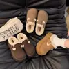 Medias Pantuflas de Suela Gruesa con Punta Abierta para Mujer Ropa de Exterior 2026 Otoño/Invierno Nueva Moda Celebridad de Internet Persona Perezosa Piel de Felpa Pantuflas de Algodón Birken