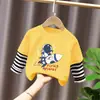 Camiseta de Algodão Puro de Manga Longa Infantil para Primavera e Outono, Nova Camiseta Estilosa com Desenho para Meninos, Camiseta Tendência Versátil para Bebês Meninos
