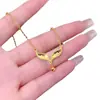 Colar com Pingente de Peixe Cauda Onda Brilhante Banhado a Ouro Vietnamita CNC, Joia de Corrente Clavicular Escama de Dragão Moderna e Versátil