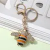 Llavero de abeja de dibujos animados creativos de diamantes para coche, llavero de metal, colgante lindo para bolso de mujer, anillo para llaves