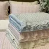 Cubrecama de Verano de Ganso Coreano Modal Refrescante para Cama de 1.8m Juego de Tres Piezas Suave Lluvia de Meteoros Tatami Sábana Gruesa