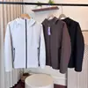 Jaqueta Softshell Masculina Fina com Capuz, série D alternativa, funcional para atividades ao ar livre, outono e inverno, à prova de vento, repelente à água, respirável, elástica, macia