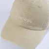 Chapéu com Bordado de Letras para Mulheres 2026 Primavera e Verão Novo Estilo Boné de Baseball Fashionável Versátil Chapéu de Sol Emagrecedor
