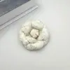Broche de Camelia Estilo Chanel Tela de Tweed Abrigo de Alta Gama Pin Versátil Accesorio de Alta Gama Broche Súper Elegante