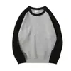 Sudadera de Algodón Pesado con Mangas Raglán, Parches, Cuello Redondo, Bloques de Color, Estilo Americano Otoño e Invierno, Corte Holgado para Hombres y Mujeres, Versátil Casual de Manga Larga