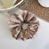 Scrunchie Floral Doce Estilo Coreano para Mulheres, Elástico de Cabelo Chic Preguiçoso, Acessório de Cabelo na Cor Café, Versátil para Penteados de Coque do Dia a Dia