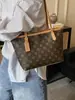 Bolsa de Ombro Feminina Transfronteiriça Guti Kou, Bolsa de Ombro Grande Capacidade para o Dia a Dia, Bolsa Tote Monograma Texturizado Atacado