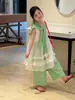 Pantalones para Niñas Hua Yu Xun 2026 Verano Nuevos Delgados Transpirables Rayas Verticales Protección Solar Pantalones Estilo Coreano Casual Versátiles Largos