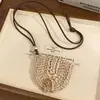 Sombrero de paja con colgante de bellota, collar largo para mujer, estilo vacacional de verano en la playa, cadena para la clavícula, accesorio de diseño único