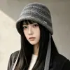 Novo Chapéu de Tricô Estilo Coreano Feminino Outono Inverno Quente Proteção para Orelhas Faixa para Amarrar Chapéu de Lã Afina o Rosto Moda Versátil Turbante Chapéu