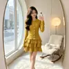 Cárdigan de manga larga estilo coreano para mujer con ribete de encaje y falda de capas, conjunto de punto extremadamente elegante para principios de otoño