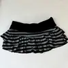 Saia curta sexy de cintura baixa com patchwork de estilo de rua japonês de verão, minissaia com patchwork listrado estilo doce escuro