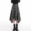 Falda irregular de cuadros verde retro para mujer, nueva falda versátil de otoño de cintura alta de longitud media
