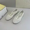 Zapatos de Ballet Versátiles Casuales de Gama Alta de Nicho Ther* Estilo Retro Francés Tejidos de Cuero Genuino Huecos Zapatos Mary Jane